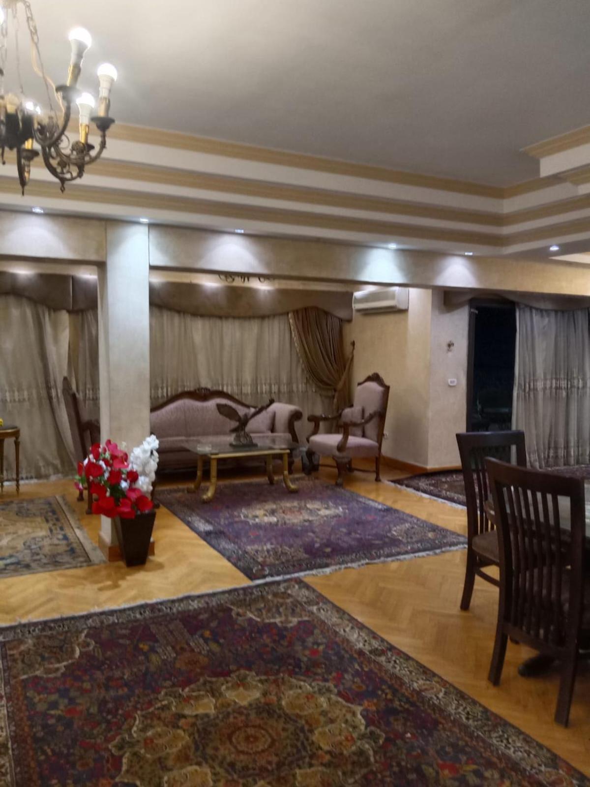 Apartment في المهندسين - اطلالة كاملة على نادي الزمالك